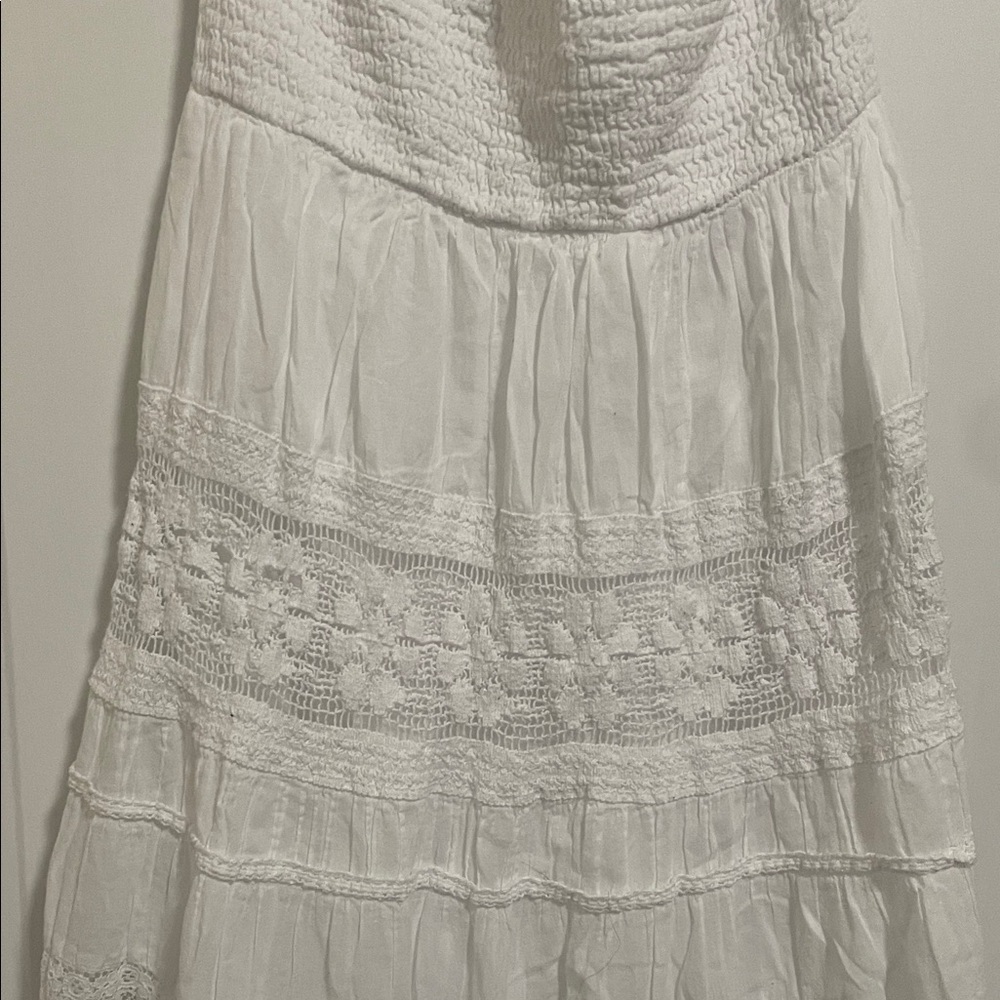 Raviya White Strapless Dress - Picture 4 of 5